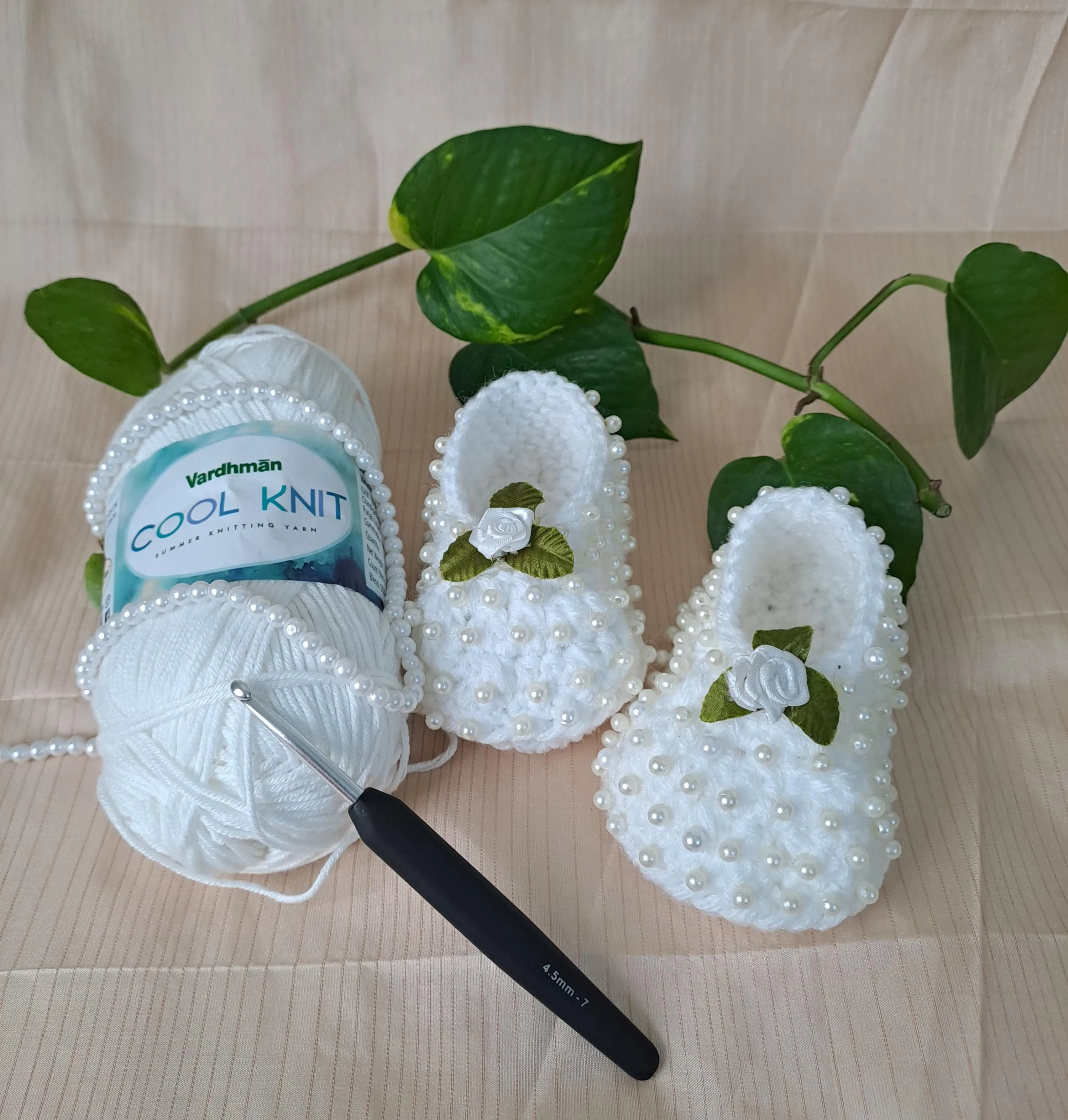 Crochet baby girl booties
