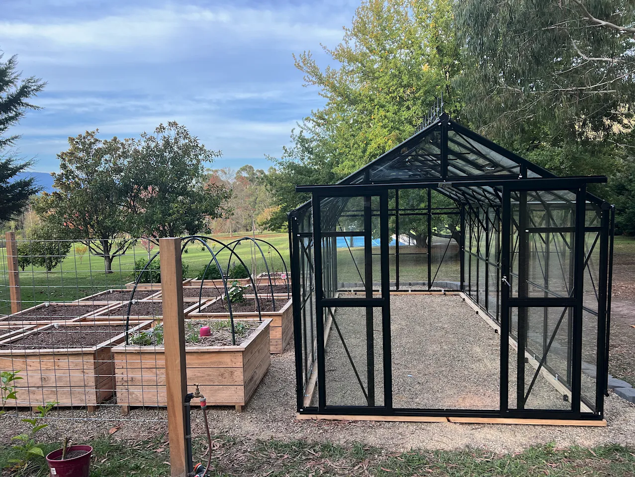 Imperial Glasshouse 5660 (5.6m x  2.6m)