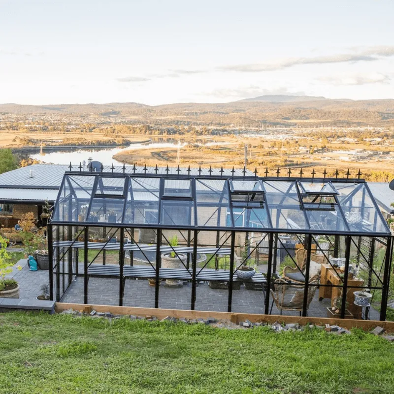 Imperial Glasshouse 5660 (5.6m x  2.6m)