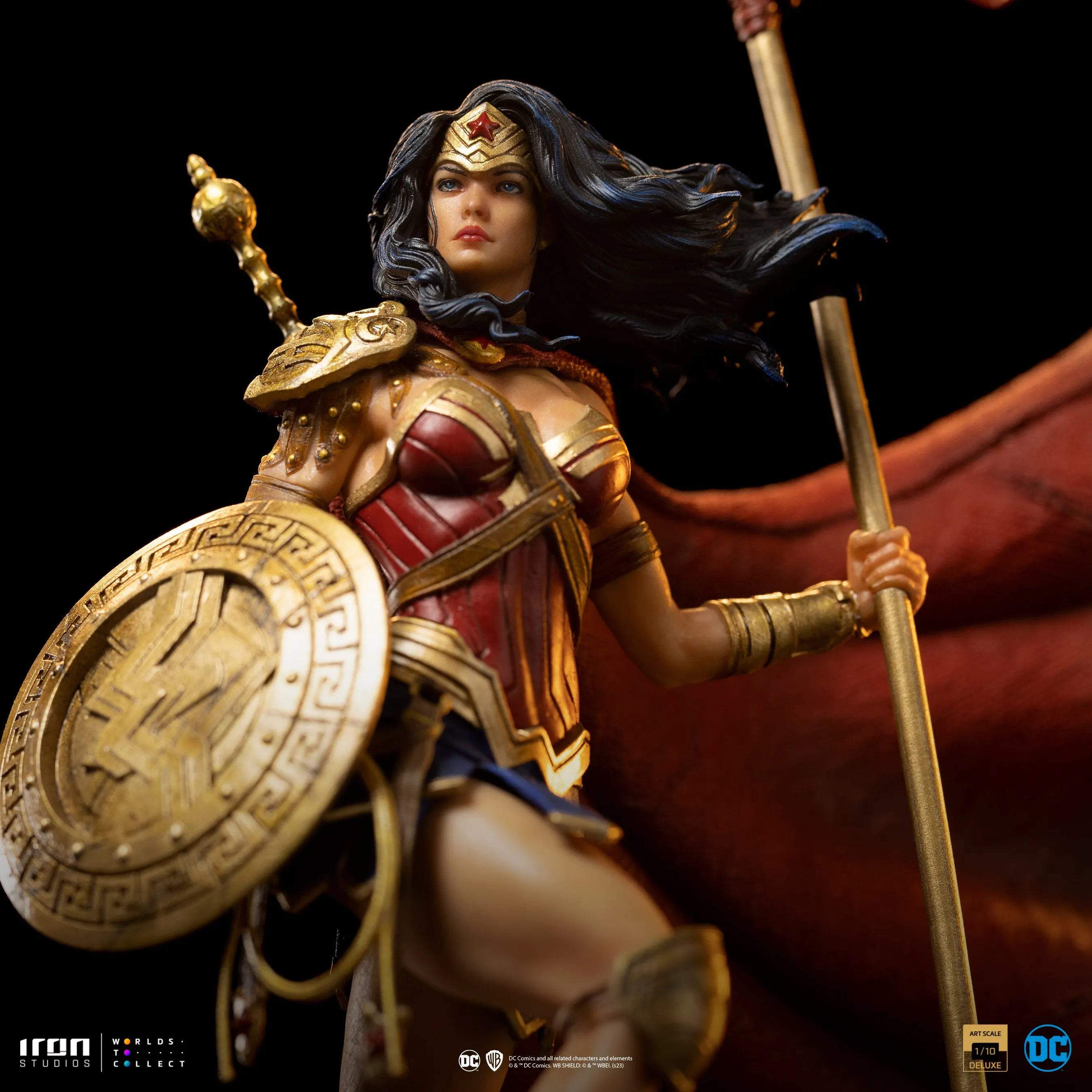 Wonder Woman Unleashed BDS Art Statue by Iron Studios
