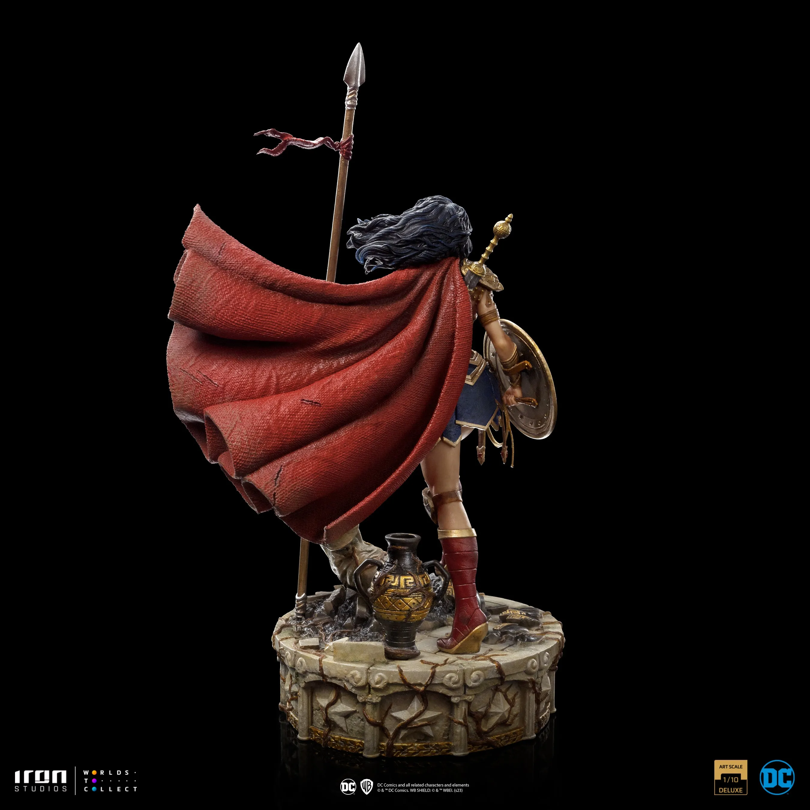 Wonder Woman Unleashed BDS Art Statue by Iron Studios